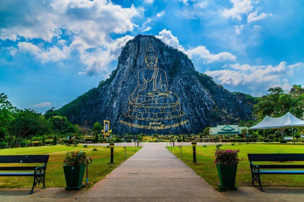 Sea View 5 Star Facilities Luxury Stay At Pattaya جومتين بيتش المظهر الخارجي الصورة